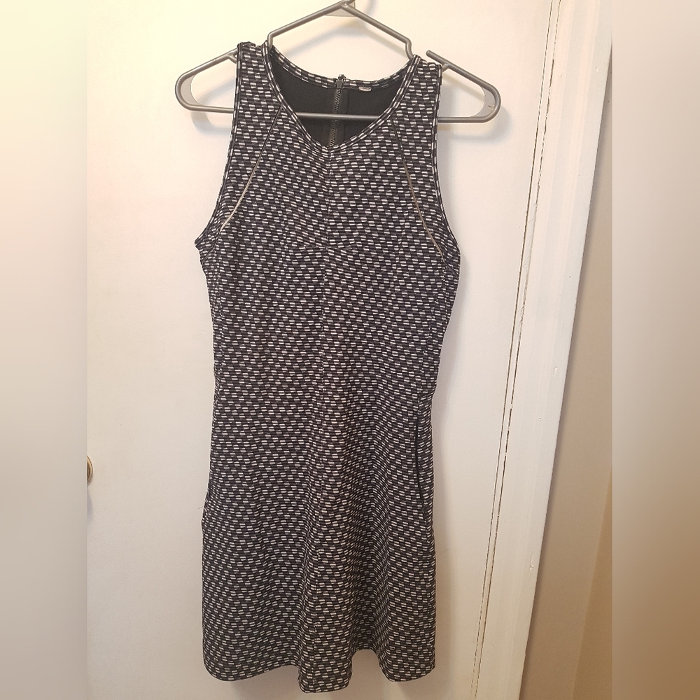 Lululemon &go Til Dawn Dress 8